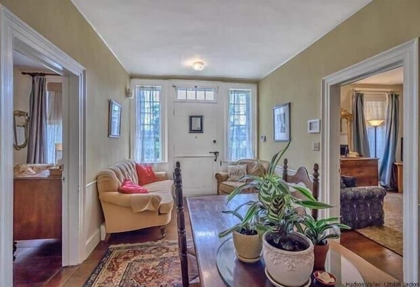 Отель Elmrock Inn