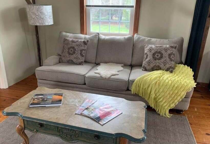 Отель Elmrock Inn