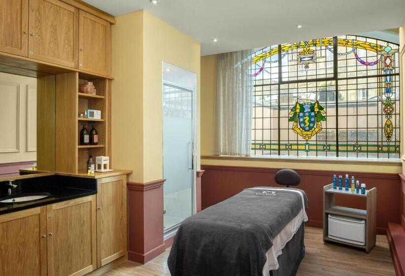 Отель Ensana Buxton Crescent