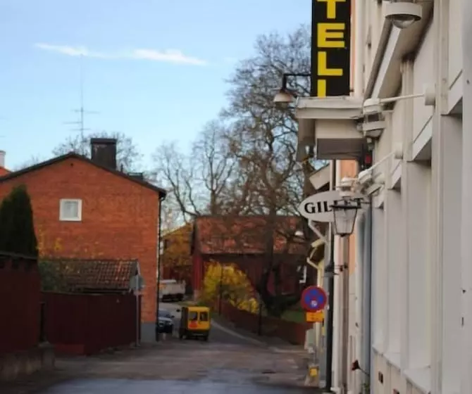 Hotelli L Gillet I Koping