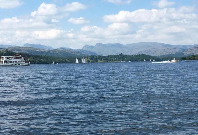 酒店 Station Lodge   Free Off Site Health Club Access With Pool, Sauna, Steam Room & Gym