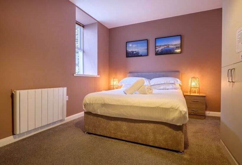 酒店 Station Lodge   Free Off Site Health Club Access With Pool, Sauna, Steam Room & Gym