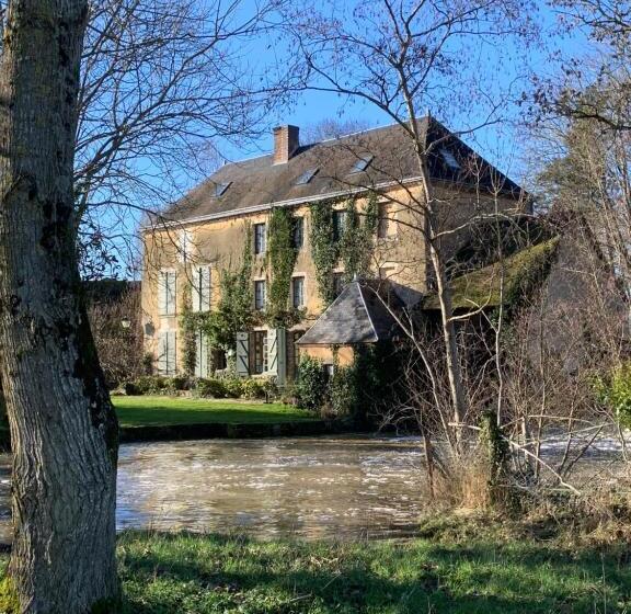 بنسيون Moulin De Champrond  Montmirail  Sarthe