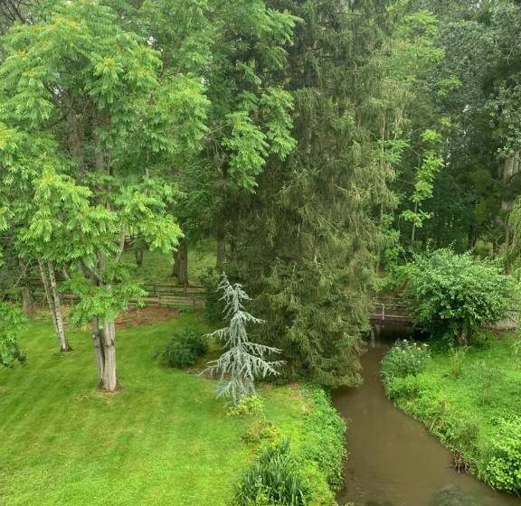بنسيون Moulin De Champrond  Montmirail  Sarthe