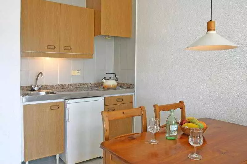 Aparthotel Cala Mandia Park