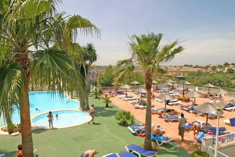 Aparthotel Cala Mandia Park