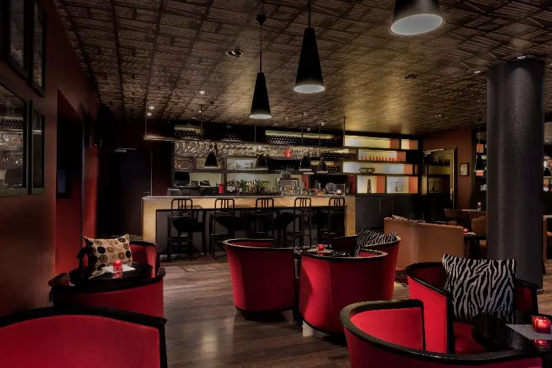 Adina Apartment Hotel Frankfurt Neue Oper