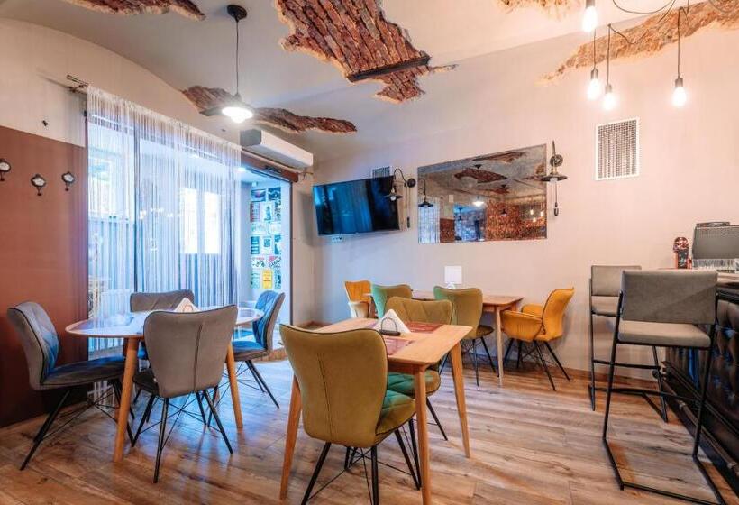 هتل Ambiente Wellness & Spa