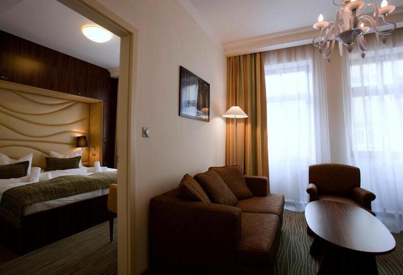 هتل Ambiente Wellness & Spa