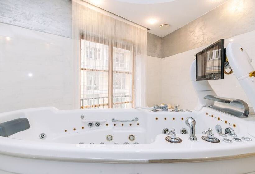 هتل Ambiente Wellness & Spa