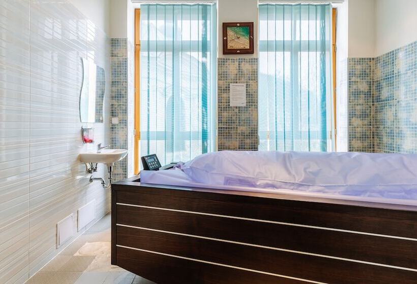 هتل Ambiente Wellness & Spa