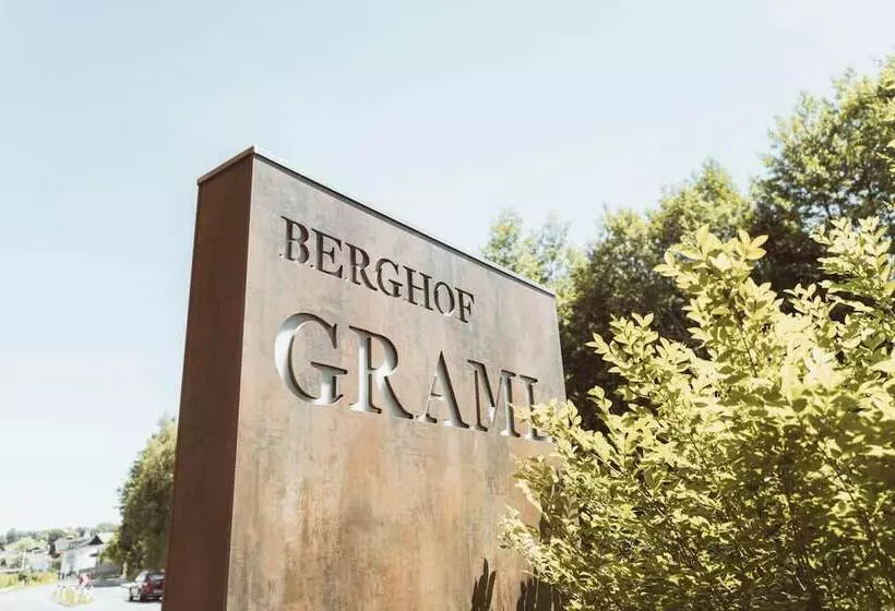 ホテル Berghof Graml