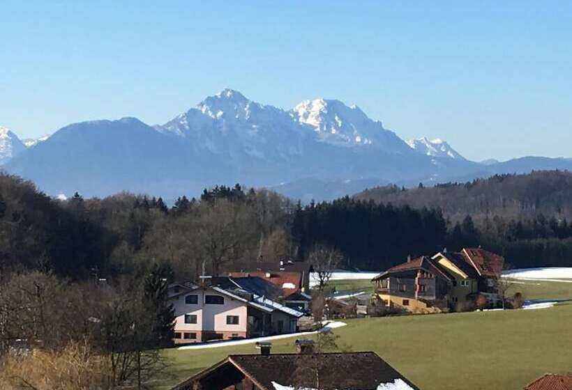 ホテル Berghof Graml