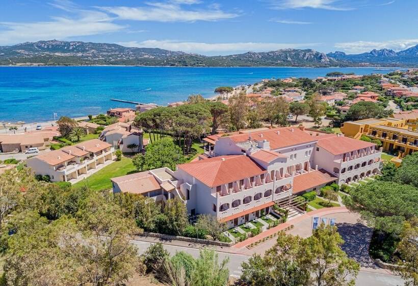 Blu Hotel Laconia Village