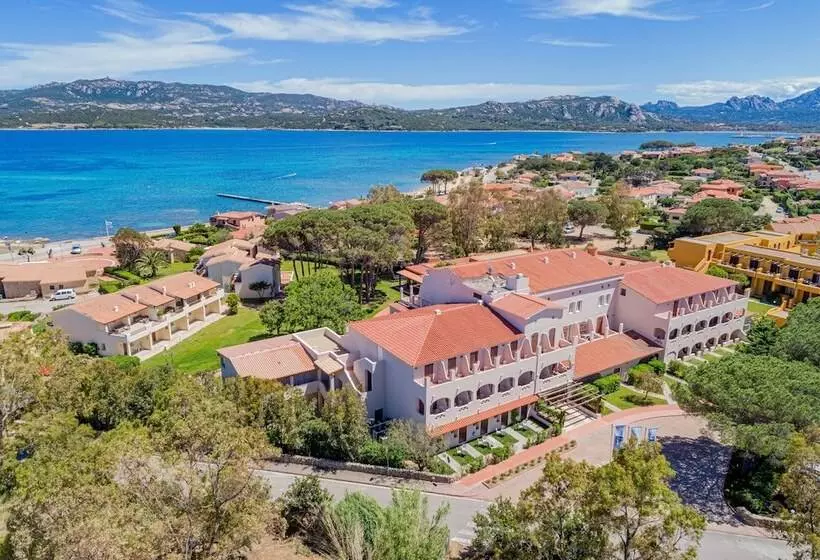 Blu Hotel Laconia Village