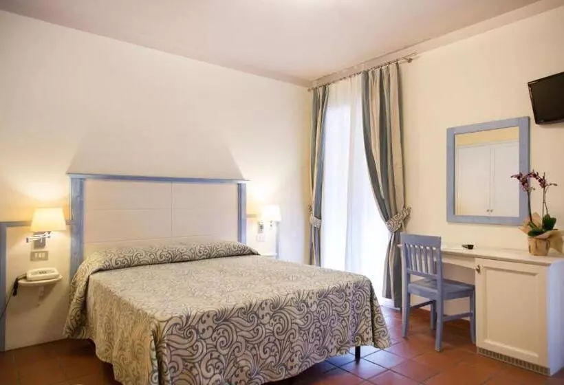 Blu Hotel Laconia Village