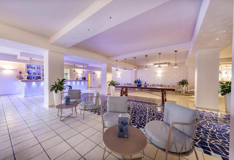 Blu Hotel Laconia Village