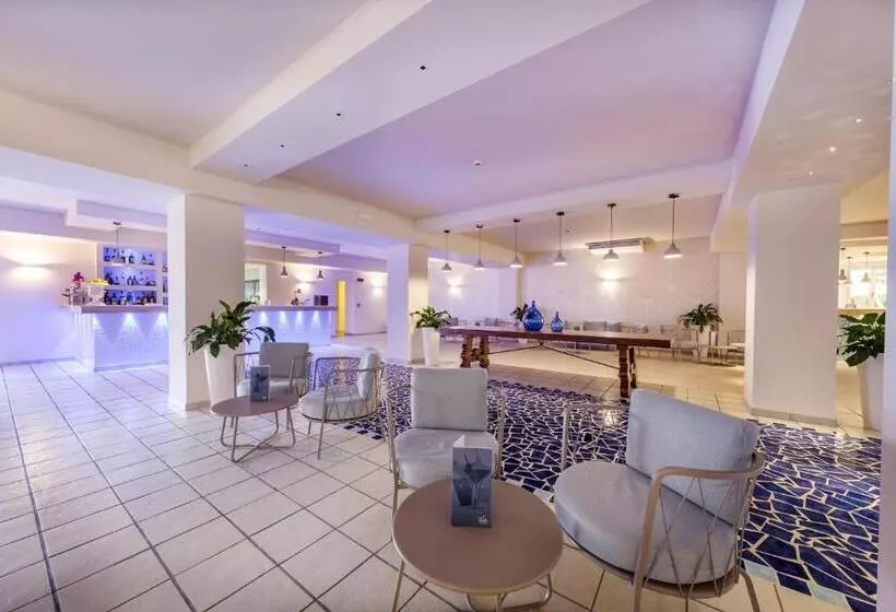 Blu Hotel Laconia Village