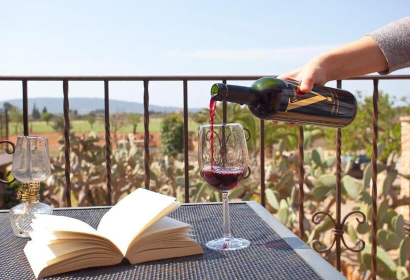 בית מלון כפרי Agroturismo Es Quatre Cantons