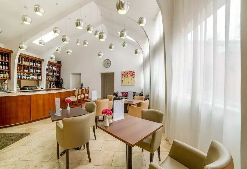 호텔 Flagship Winford Manor