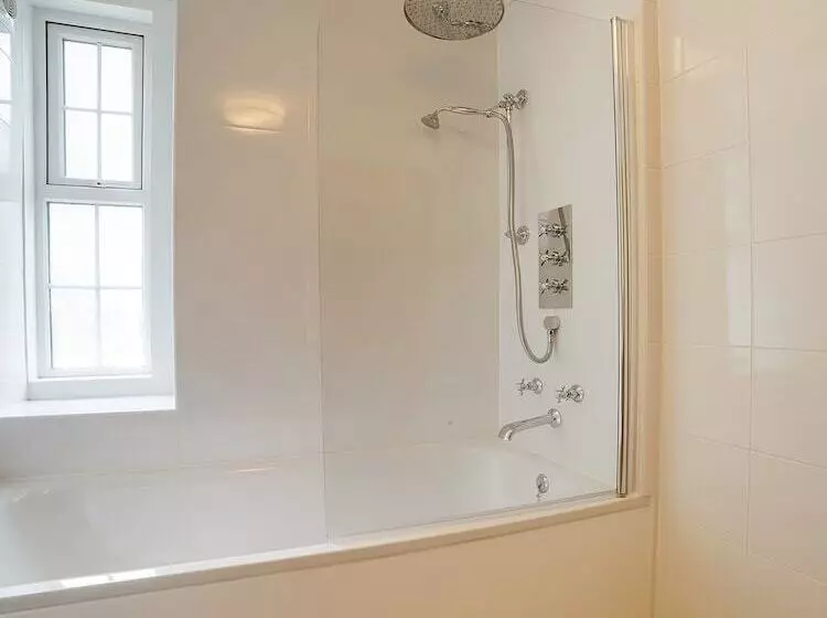 호텔 Flagship Winford Manor