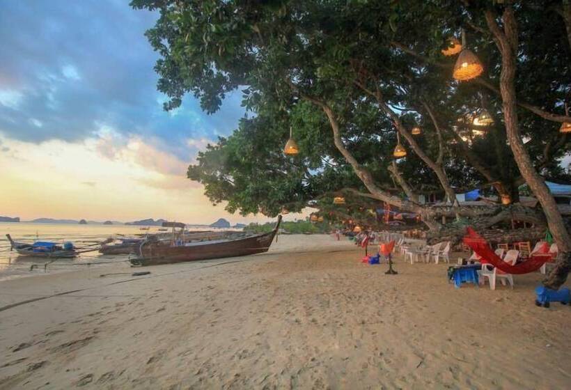 فندق Holiday Ao Nang Beach Resort, Krabi