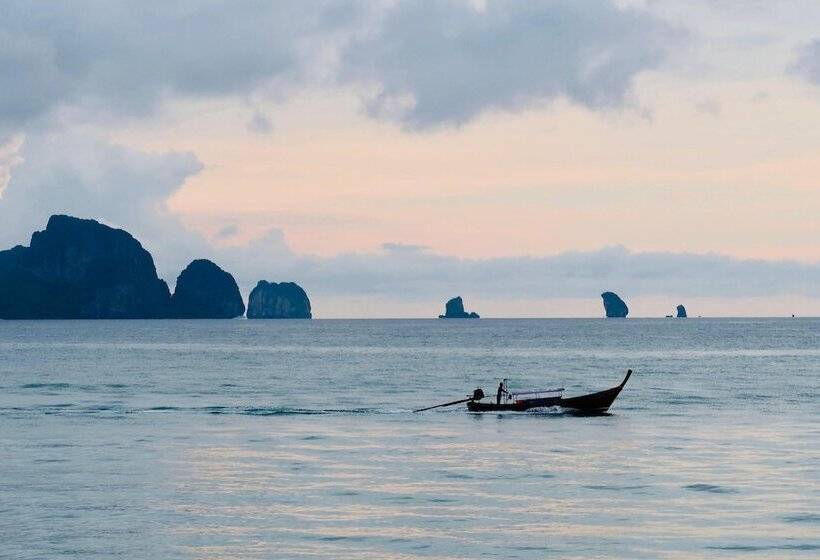 فندق Holiday Ao Nang Beach Resort, Krabi