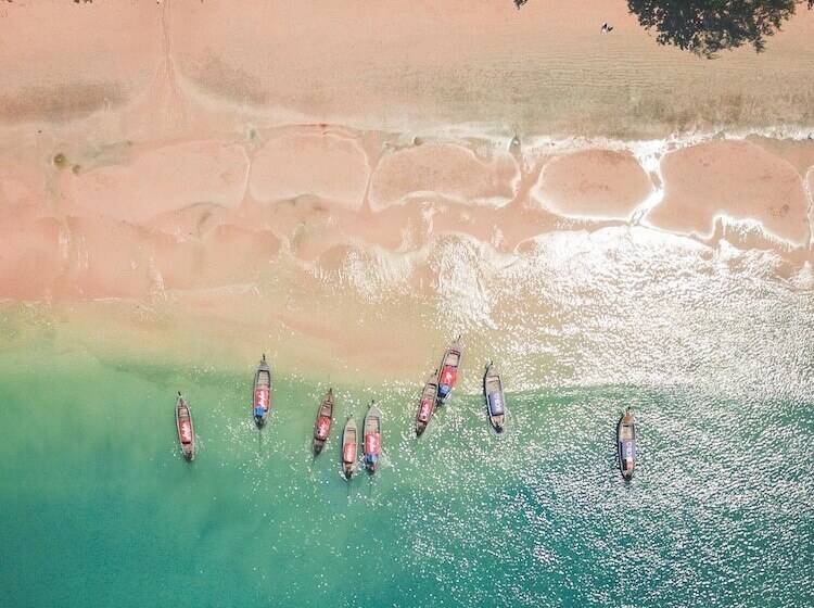 فندق Holiday Ao Nang Beach Resort, Krabi