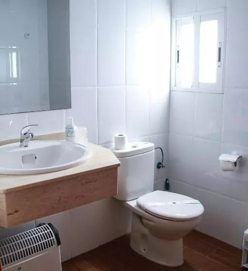 Отель Iris La Eliana