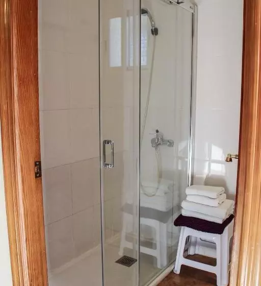 Отель Iris La Eliana