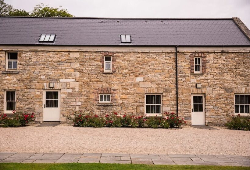 فندق Lough Eske Castle