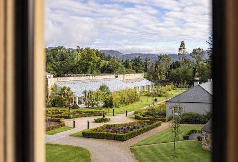 فندق Lough Eske Castle