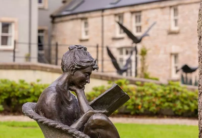 호텔 Lough Eske Castle