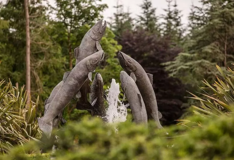 호텔 Lough Eske Castle