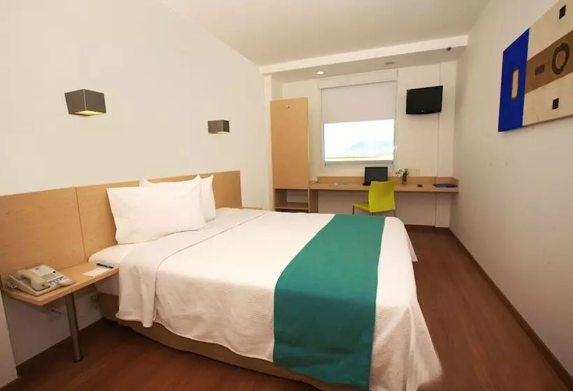 Hotel One Saltillo Derramadero