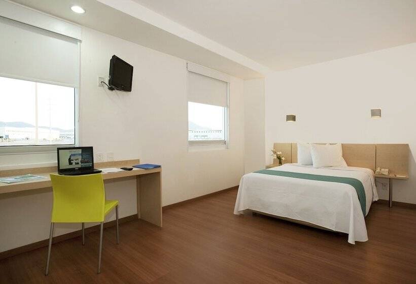 هتل One Saltillo Derramadero