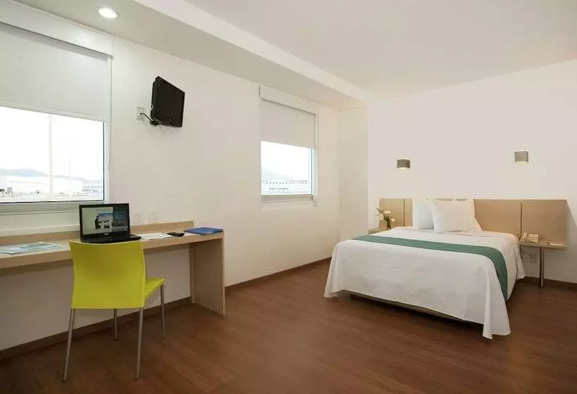 Hotel One Saltillo Derramadero