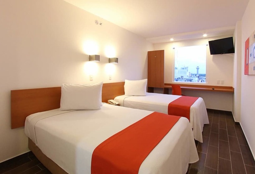 هتل One Saltillo Derramadero