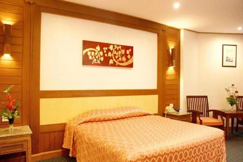 ホテル Royal Twins Palace