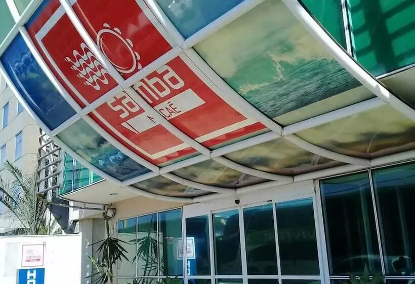 בית מלון כפרי Samba Macae