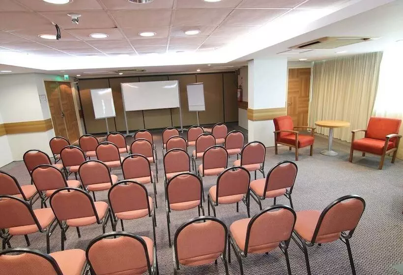 בית מלון כפרי Samba Macae