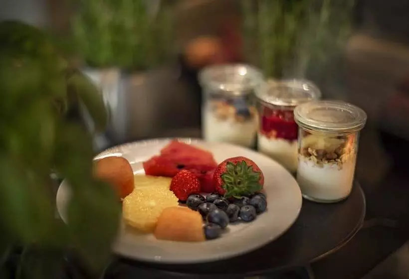 호텔 Valamar Villa Adria