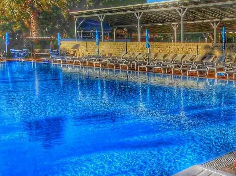 هتل Camping Residence Capo Passero