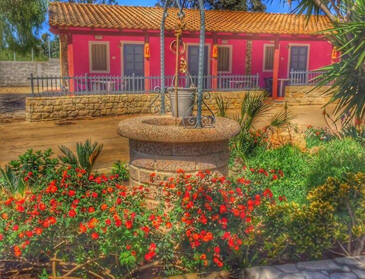 فندق Camping Residence Capo Passero