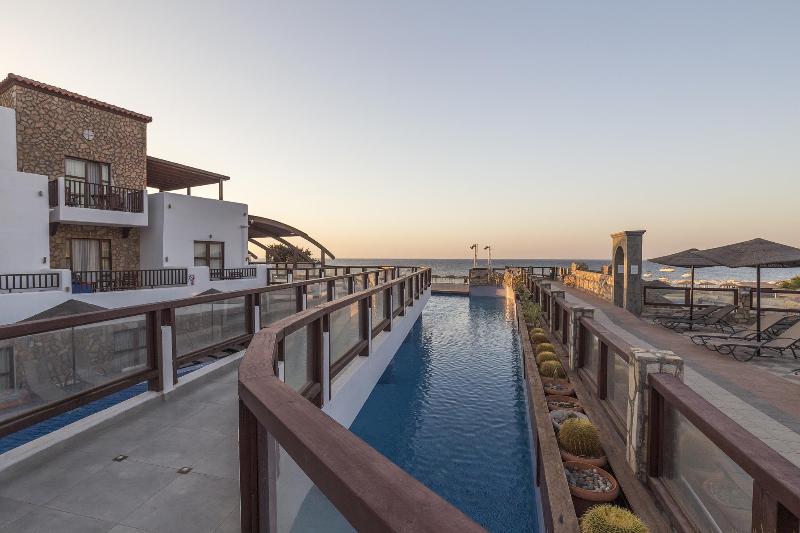 Costa Lindia Beach Resort