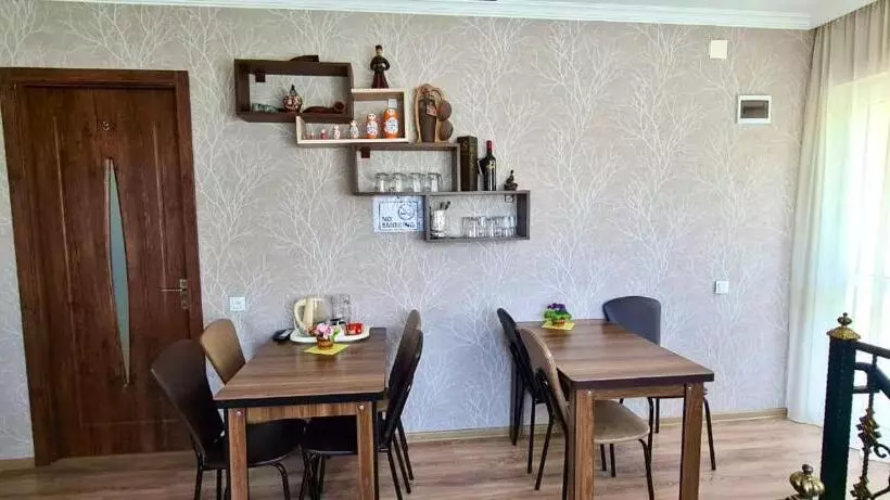 هتل Kazbegi Inn