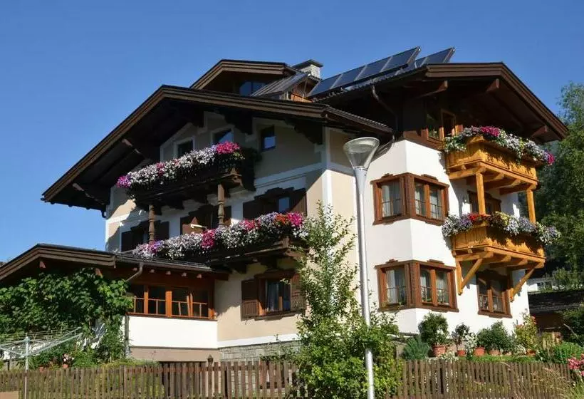 Majatalo Gästehaus Brugger