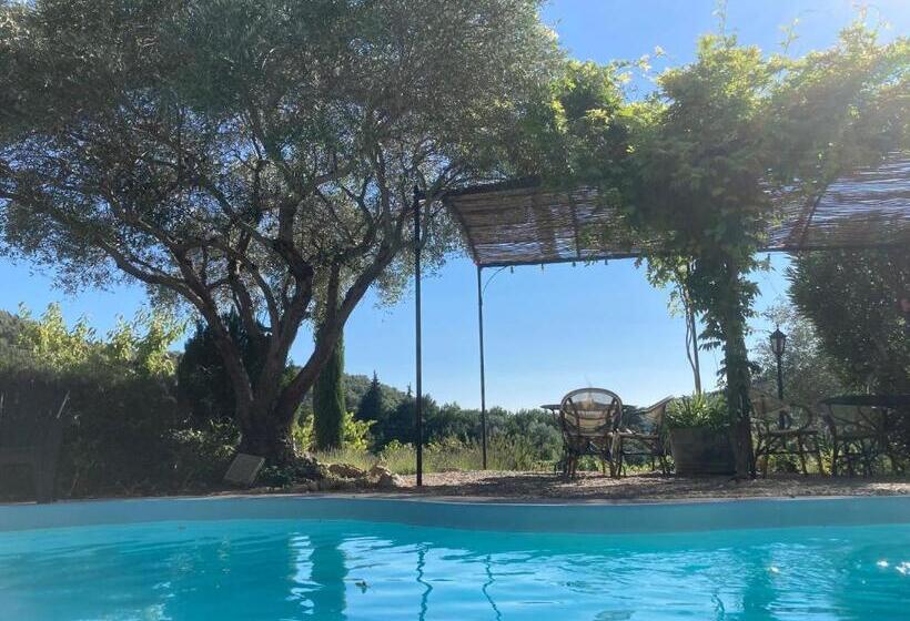 مبيت وإفطار Chambres & Table D Hôtes Au Soleil Du Bonheur