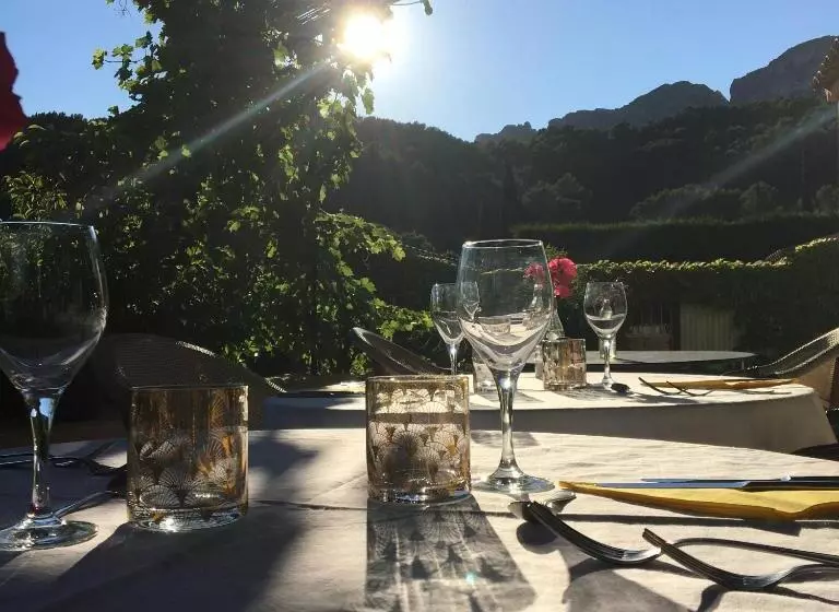 Aamiaismajoitus (B&B) Chambres & Table D Hôtes Au Soleil Du Bonheur