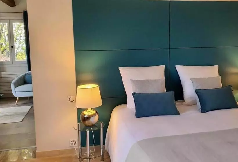 Aamiaismajoitus (B&B) Les Hauts De La Riviera